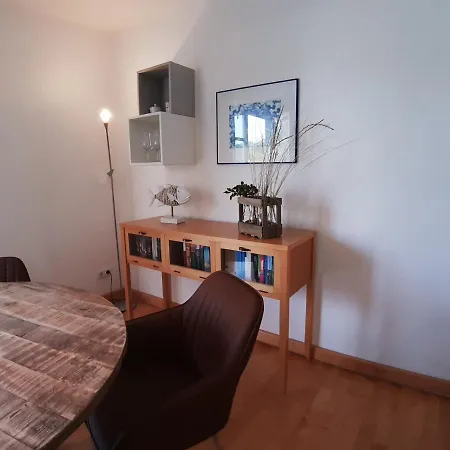 Apartment Am *